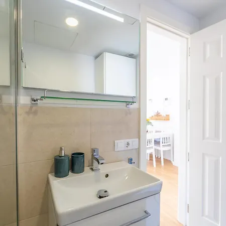 But Quiet, Pool And Wifi - Fibre Apartment Tarifa